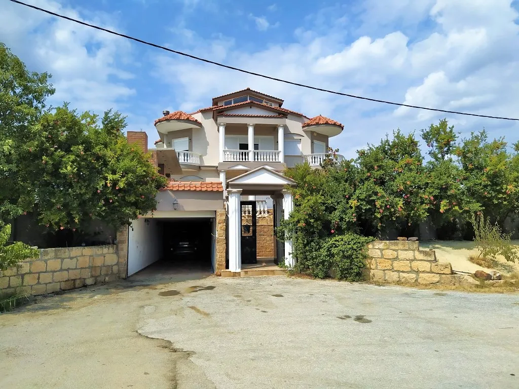 βίλα προς πώληση 400 τ.μ Τράγιλος Νομός Σερρών