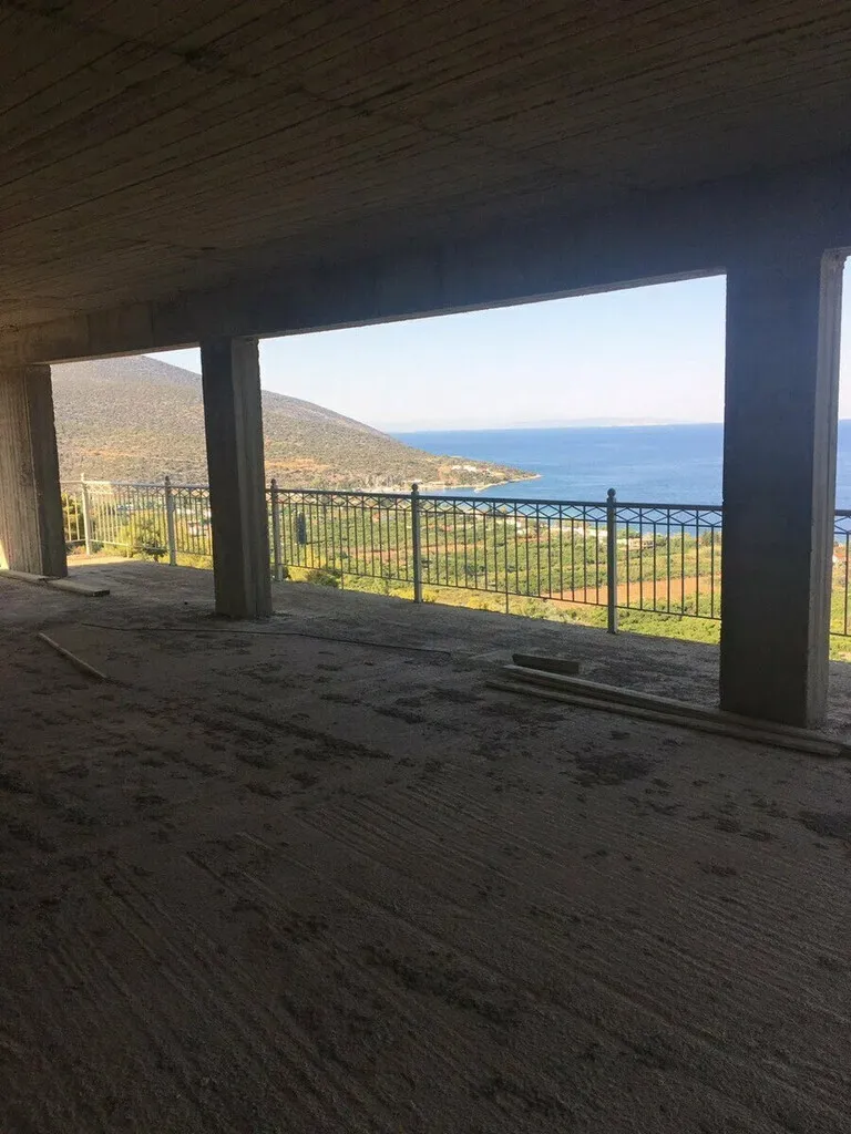 768