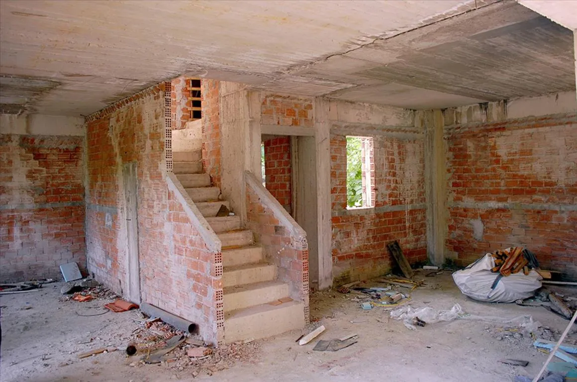 1160