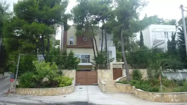 μονοκατοικία προς πώληση 320 τ.μ Εκάλη Βόρεια Αθήνας