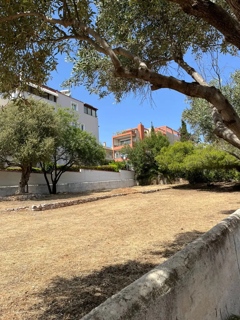 οικόπεδο προς πώληση 755 τ.μ Σαρωνίδα Υπόλοιπη Αττικής