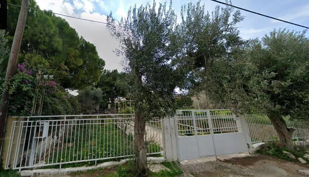 οικόπεδο προς πώληση 1050 τ.μ Καλύβια Θορικού Υπόλοιπη Αττικής