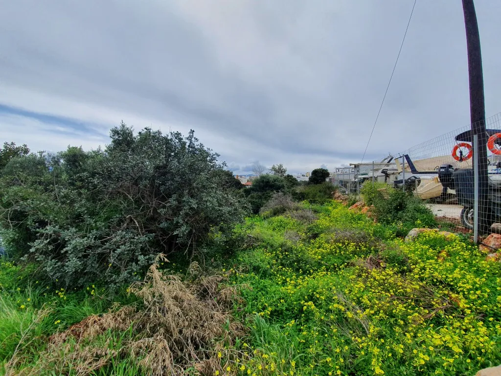 οικόπεδο προς πώληση 700 τ.μ Άγιος Νικόλαος Νομός Λασιθίου