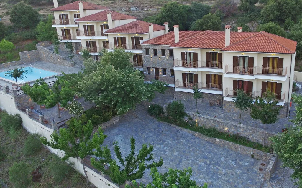 ξενοδοχείο προς πώληση 1000 τ.μ Agia Νομός Λάρισας