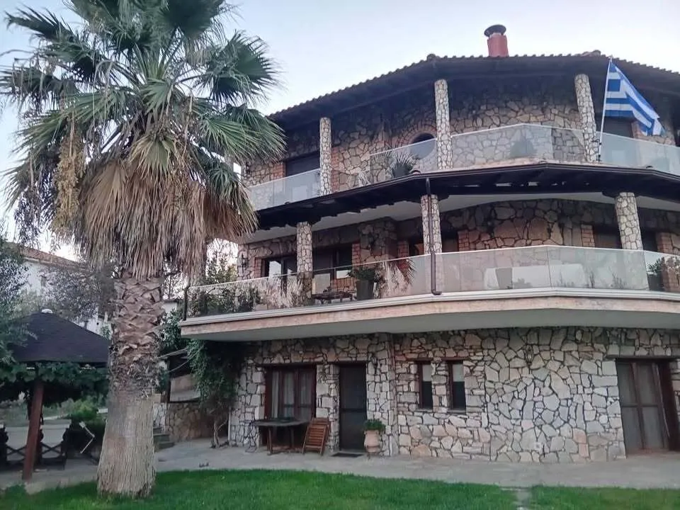 βίλα προς πώληση 450 τ.μ Θέρμη Προάστια Θεσσαλονίκης
