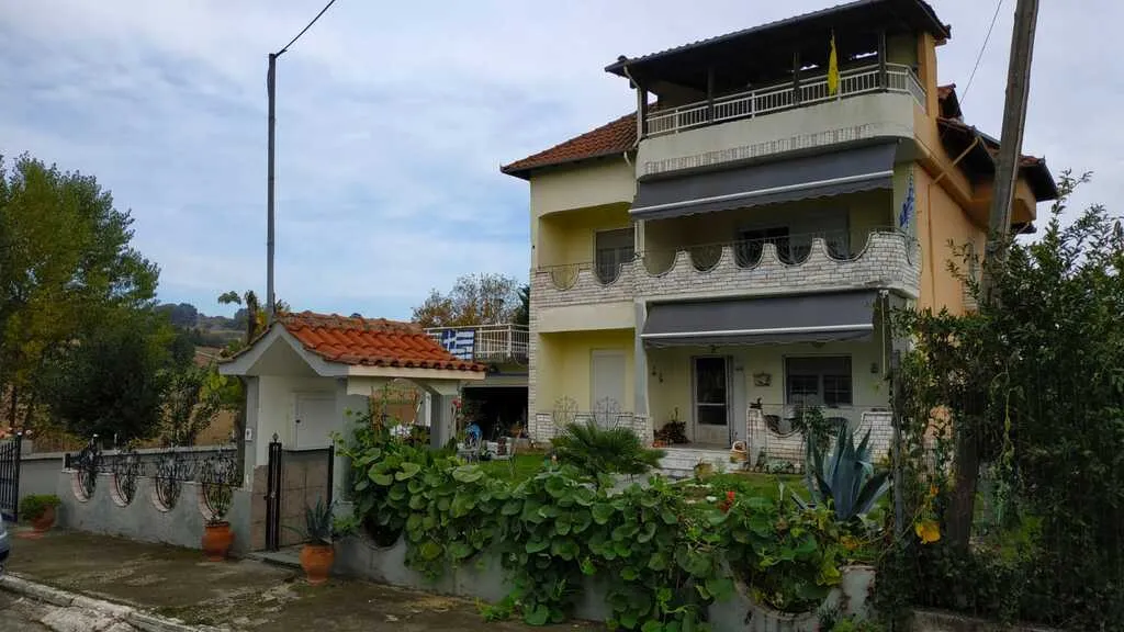 μεζονέτα προς πώληση 230 τ.μ Κατερίνη Νομός Πιερίας