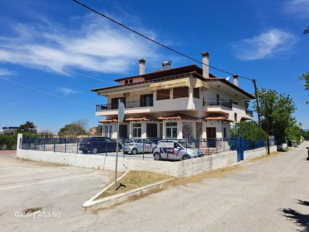 κτίριο προς πώληση 1242 τ.μ Θέρμη Προάστια Θεσσαλονίκης