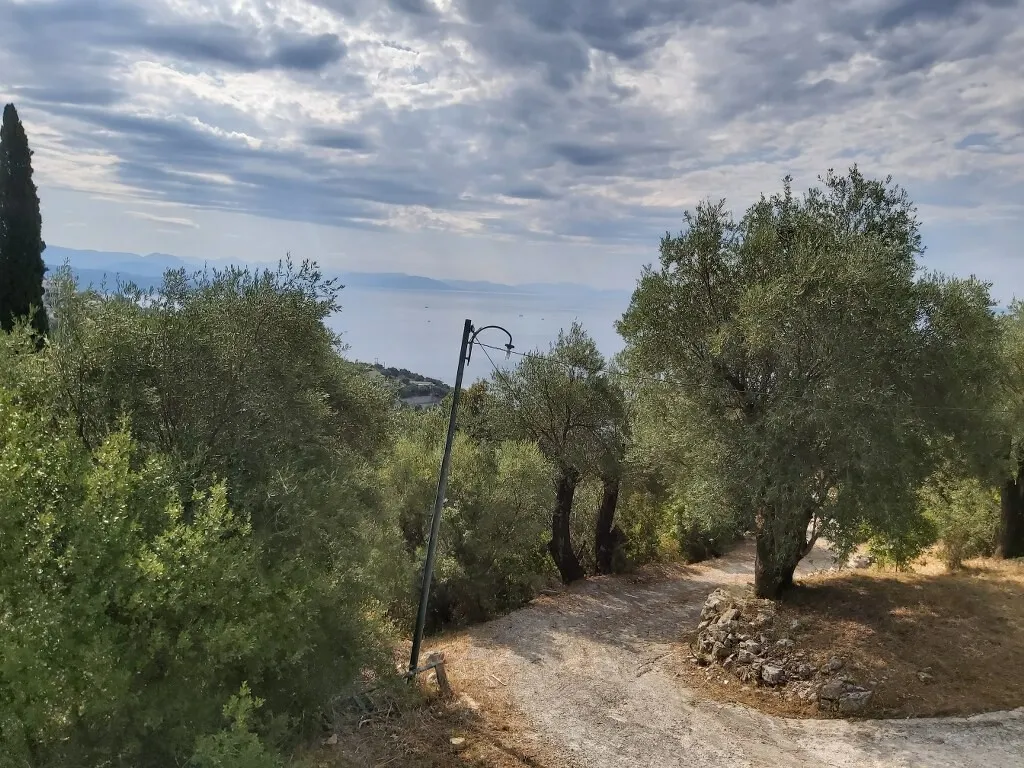 οικόπεδο προς πώληση 18000 τ.μ Κέρκυρα Νομός Κέρκυρας