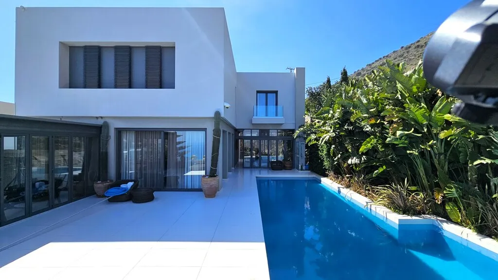 βίλα προς πώληση 650 τ.μ Άγιος Νικόλαος Νομός Λασιθίου