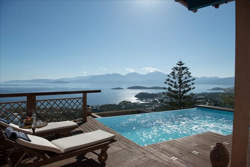 βίλα προς πώληση 518 τ.μ Άγιος Νικόλαος Νομός Λασιθίου