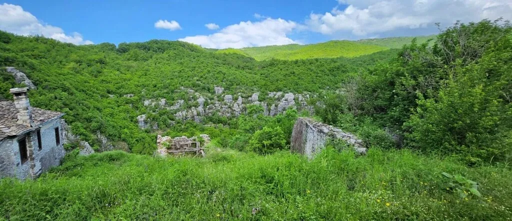 οικόπεδο προς πώληση 450 τ.μ Τύμφη Νομός Ιωαννίνων