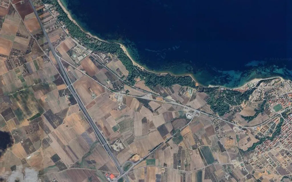 οικόπεδο προς πώληση 16688 τ.μ Κασσάνδρα Χαλκιδική