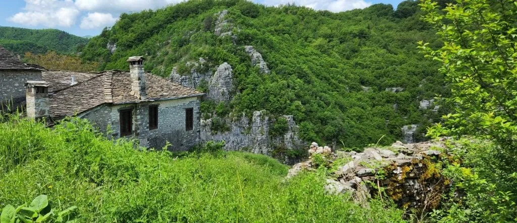 οικόπεδο προς πώληση 450 τ.μ Τύμφη Νομός Ιωαννίνων