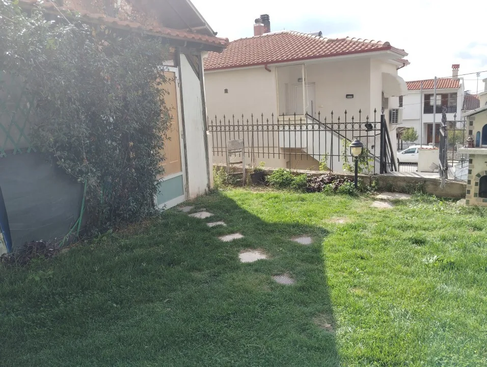 956