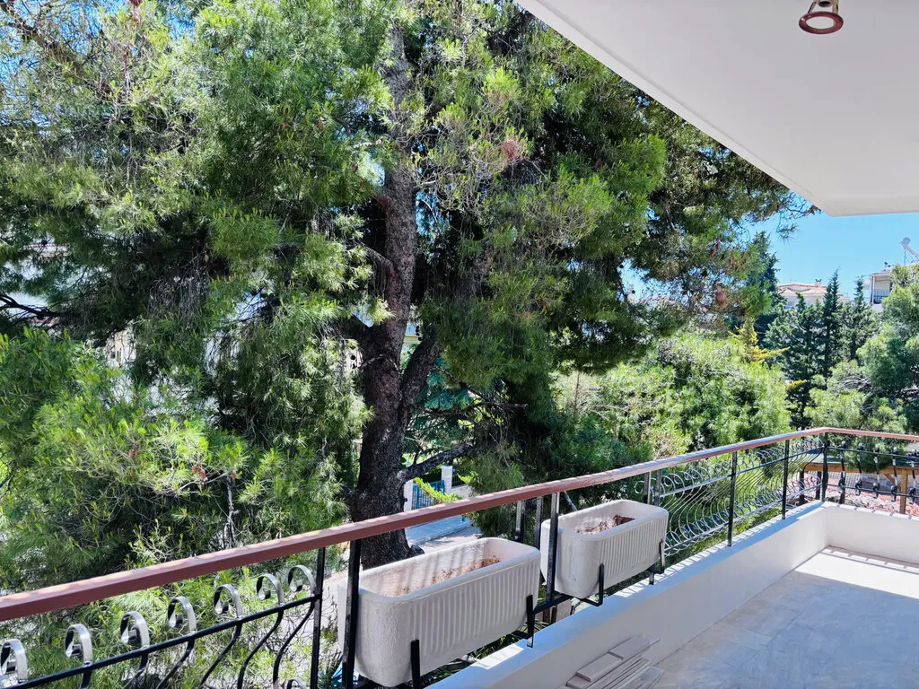 διαμέρισμα προς πώληση 93 τ.μ Μελίσσια Βόρεια Αθήνας