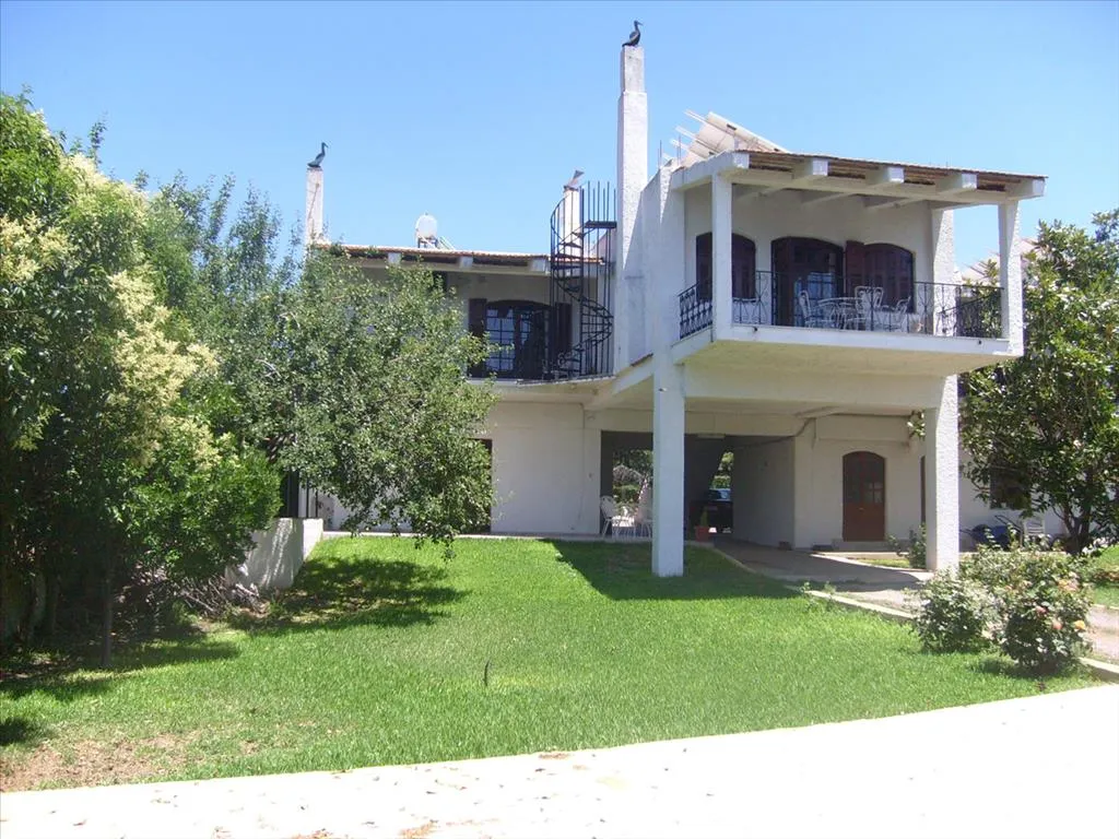 μονοκατοικία προς πώληση 500 τ.μ Νέα Αρτάκη Εύβοια