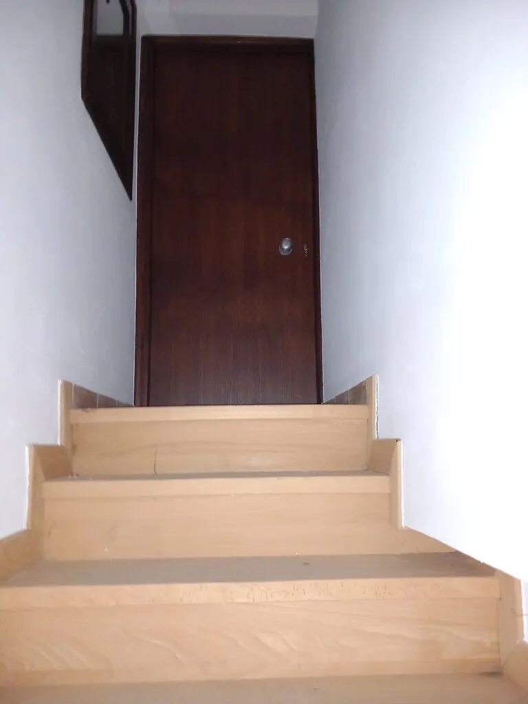 768