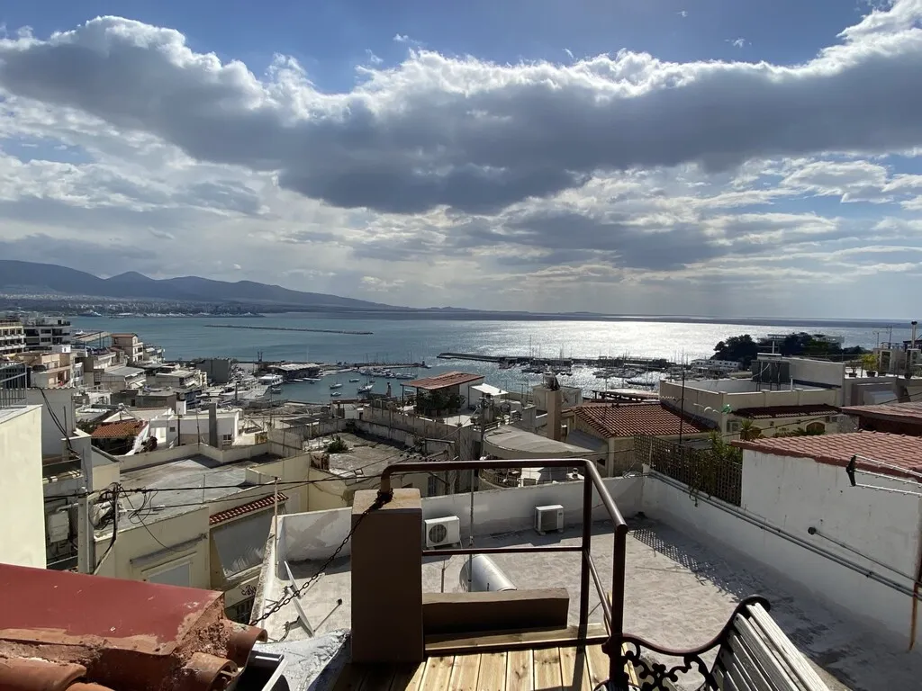 μονοκατοικία προς πώληση 120 τ.μ Καστέλλα - Πασαλιμάνι Πειραιάς