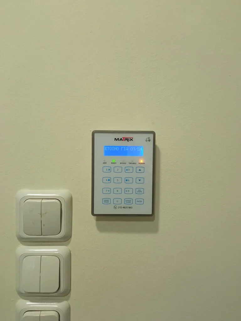768