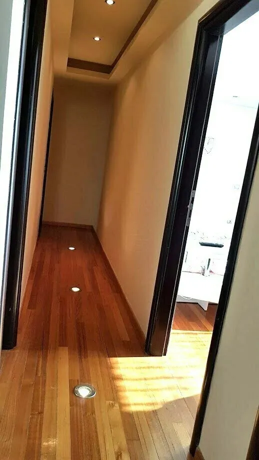 518