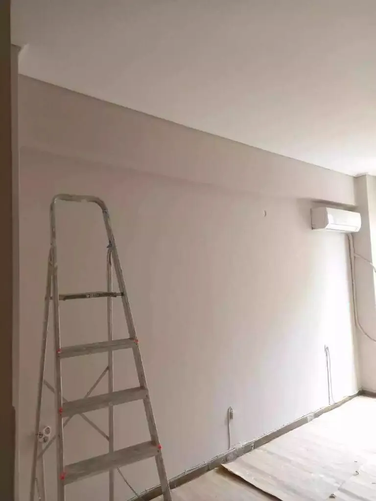 768