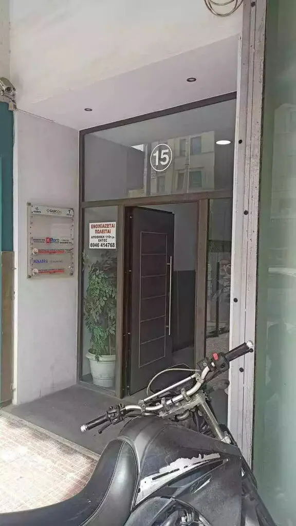 576
