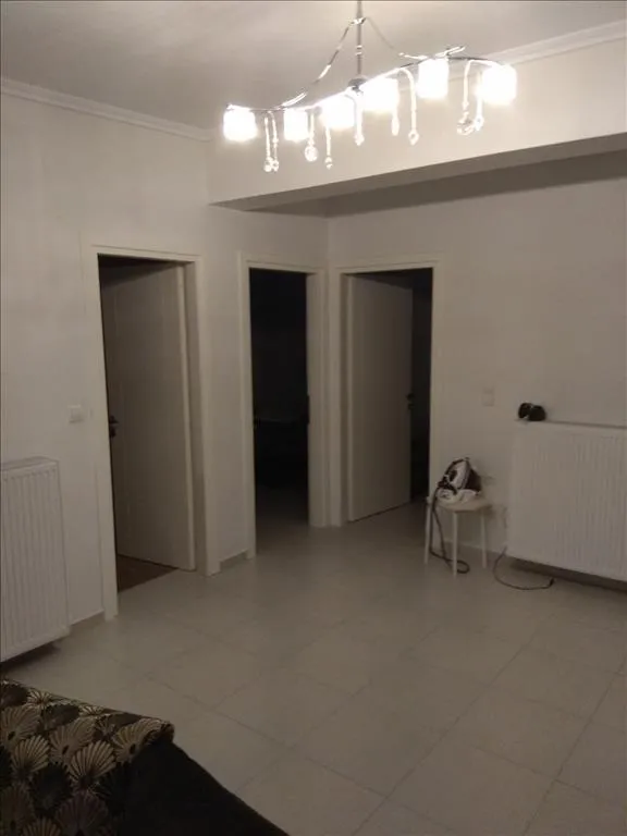 576
