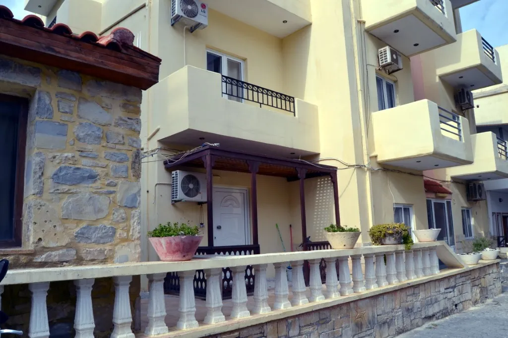 συγκρότημα προς πώληση 800 τ.μ Γάζι Νομός Ηρακλείου