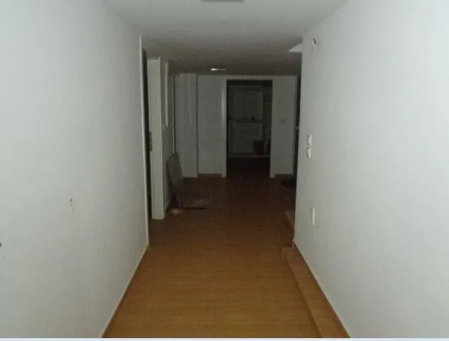 633
