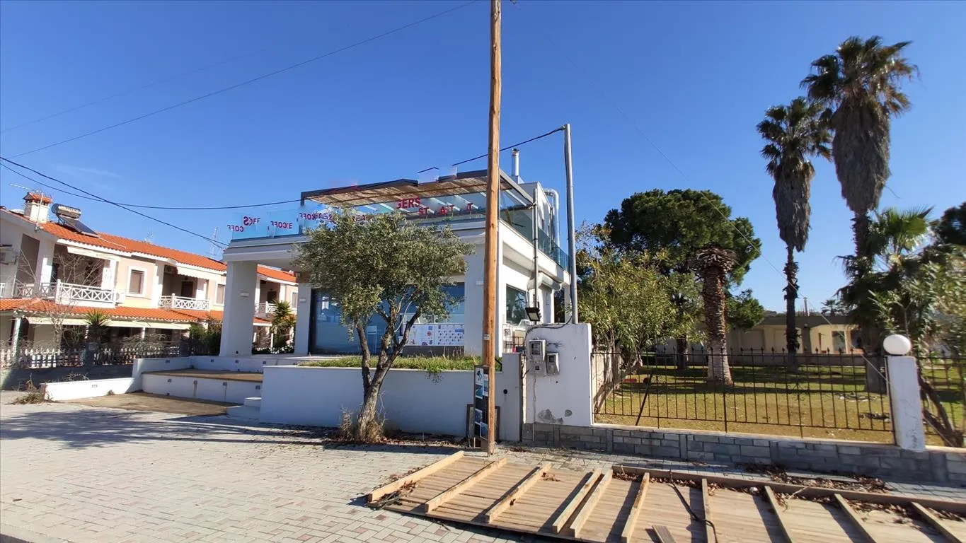 επιχείρηση προς πώληση 70 τ.μ Σιθωνία Χαλκιδική