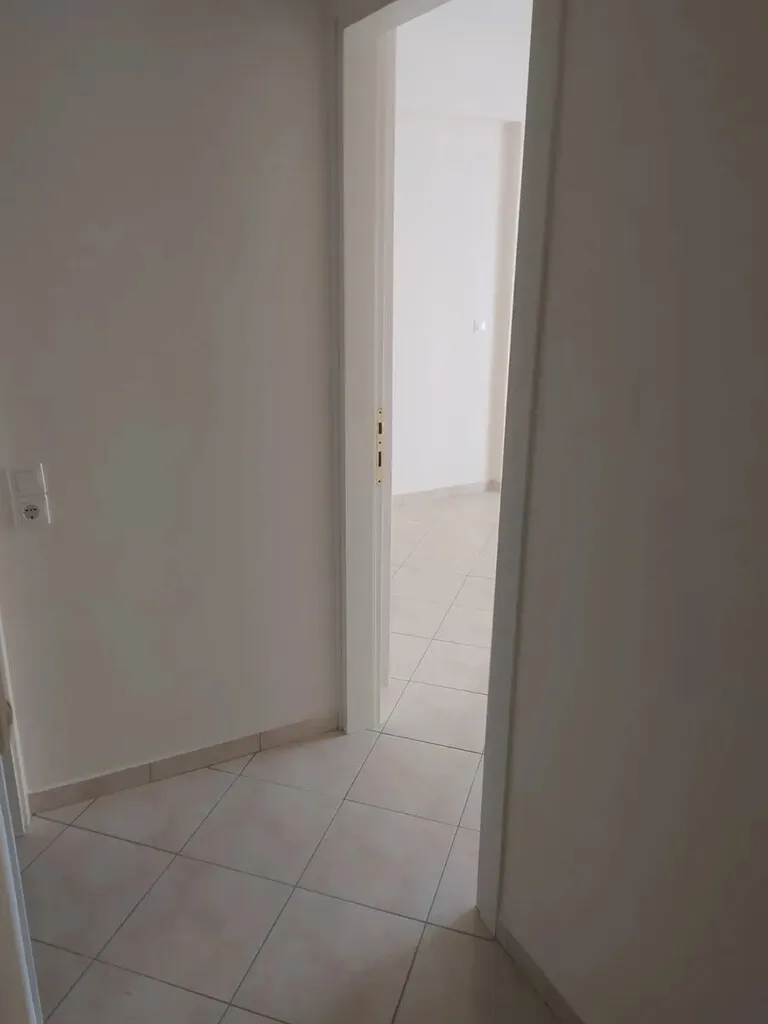768