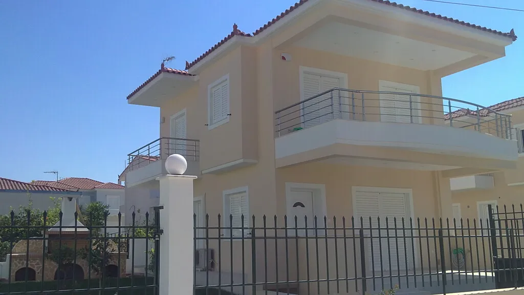 μεζονέτα προς πώληση 100 τ.μ Ξυλόκαστρο Κορινθία